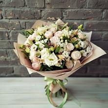 Букет нежное ассорти в Ачинск Букет цветов из:  Альстромерии, Розы и Хризантемы в Ачинск