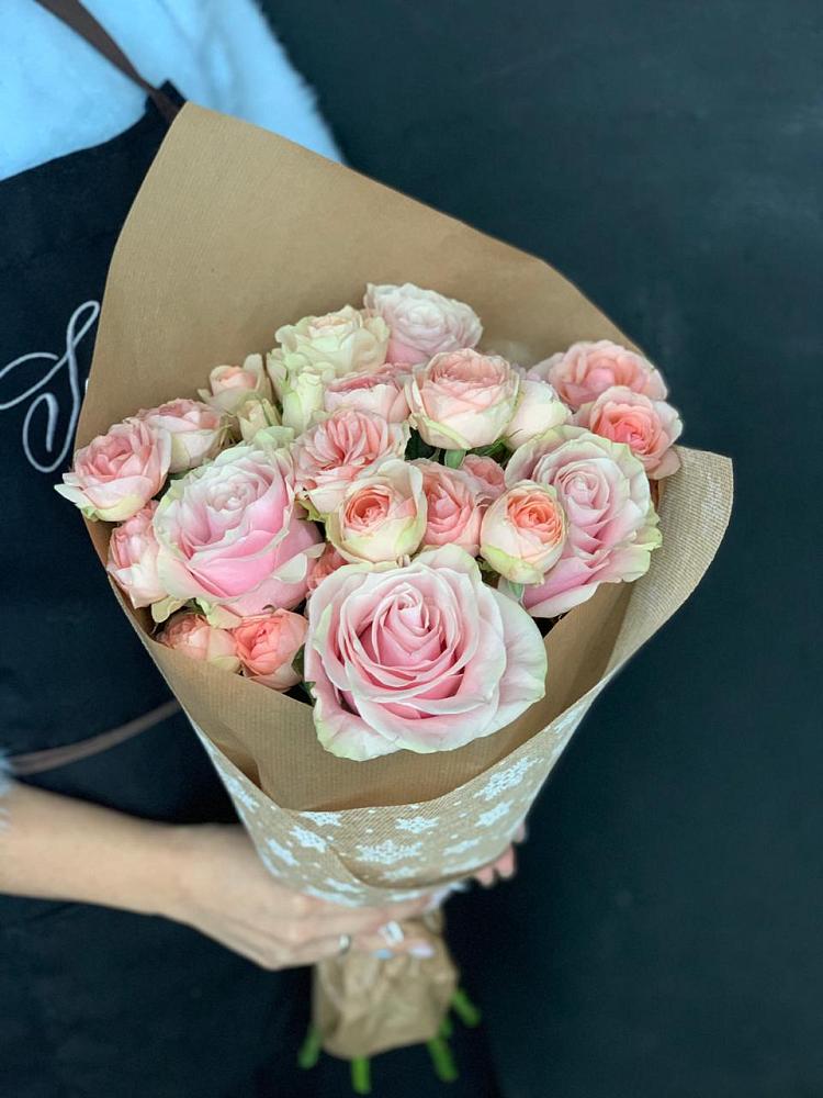 Букет цветов из: Хризантемы и Розы в Ачинск