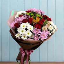 Букет цветов из:  Розы, Хризантемы и Альстромерии в Ачинск