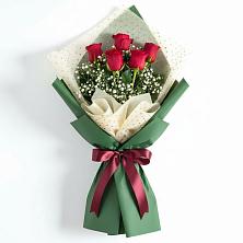 Букет цветов из:  Розы в Ачинск