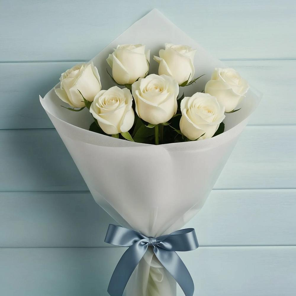 Букет 7 Белых роз Эдлесс Лав в Ачинск